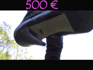 500 Euro Geldübergabe