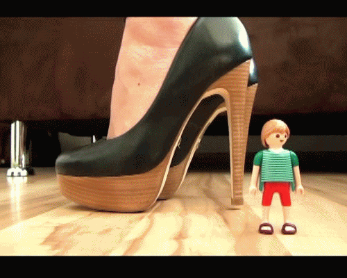 GIANT Fetisch/Giantess